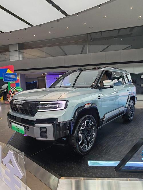 佛山高明区弘康迈企业管理咨询比亚迪方程豹硬派越野的爆款，英菲尼迪35周年与你共成长
